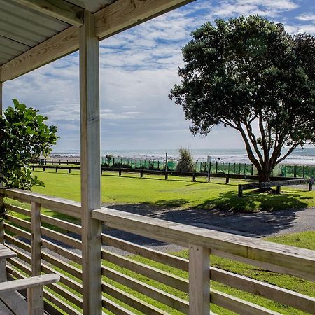 Oakura Beach Holiday Park Exterior photo