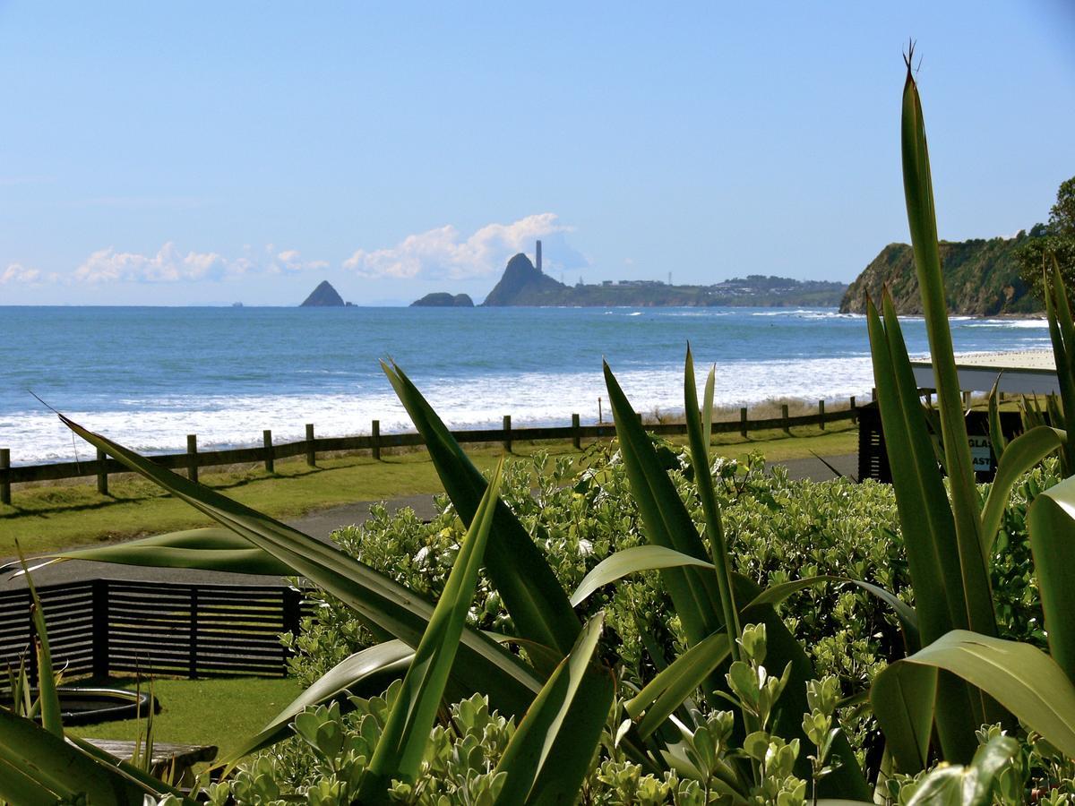 Oakura Beach Holiday Park Exterior photo