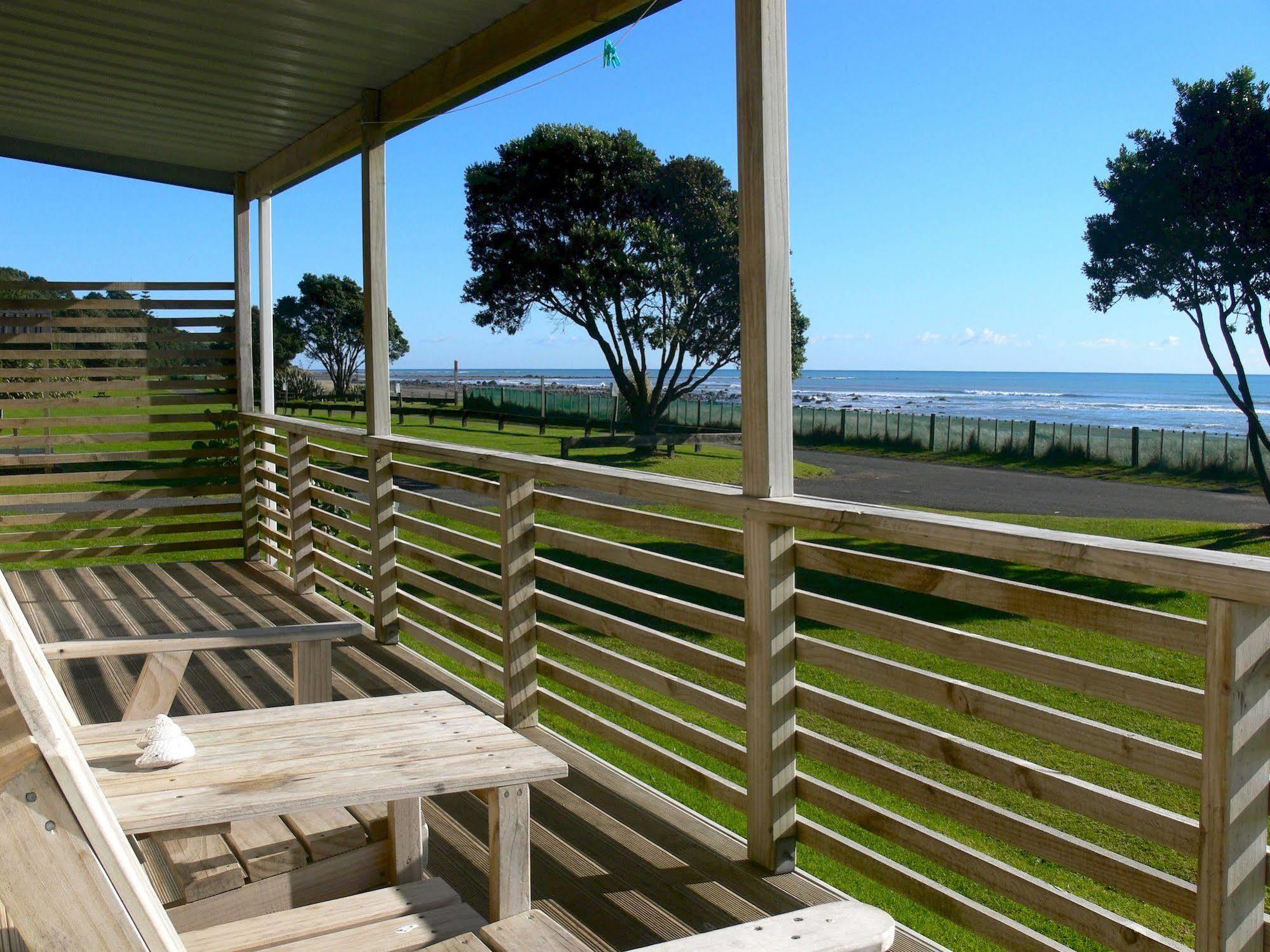 Oakura Beach Holiday Park Exterior photo