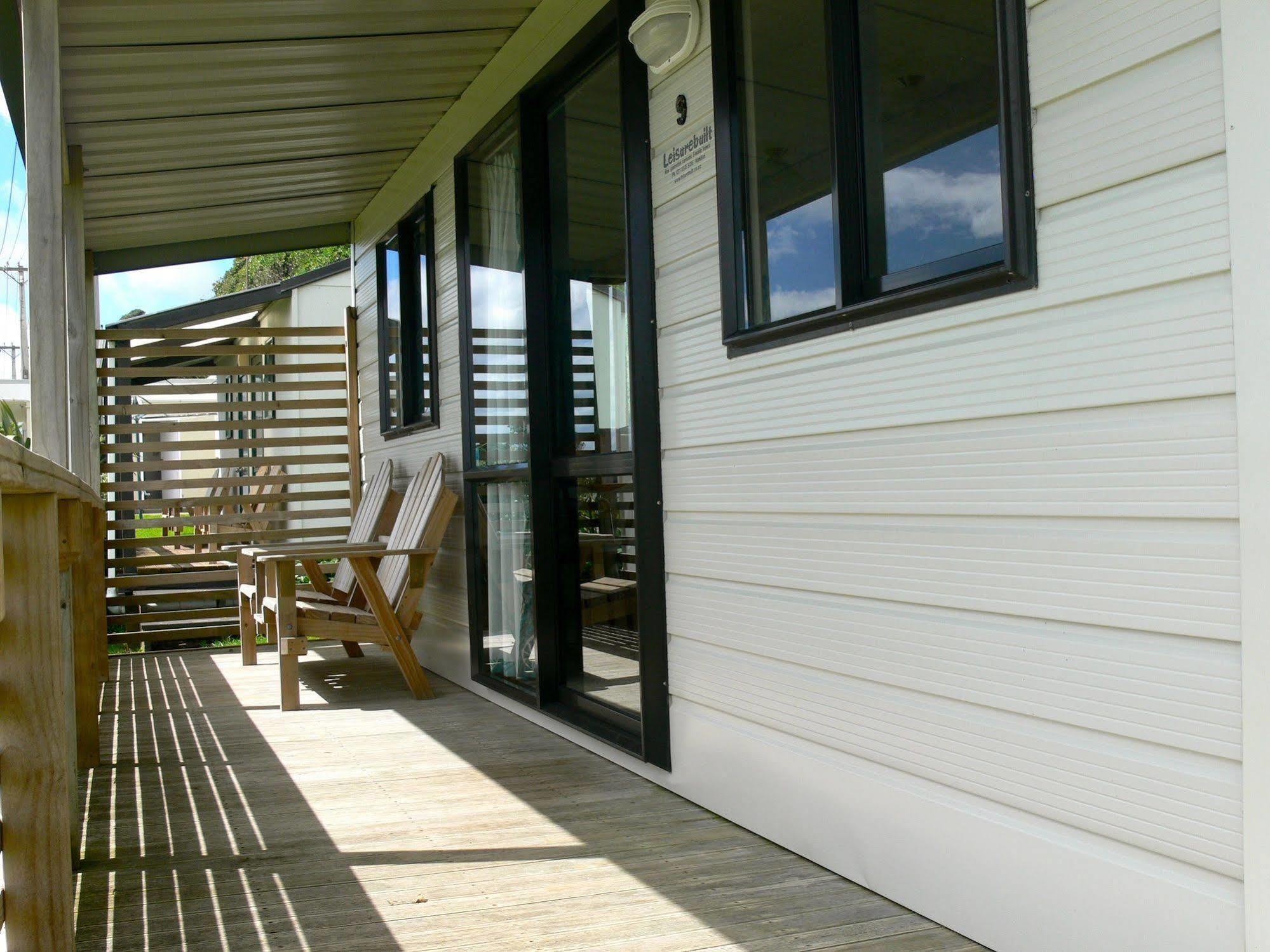 Oakura Beach Holiday Park Exterior photo